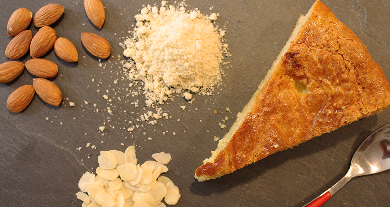 We still make them the traditional way with real butter, brown sugar and handcrafted wooden moulds. Jak se ve svÄ›tÄ› slavÃ­ svÃ¡tek TÅ™Ã­ krÃ¡lÅ¯| Inspirace